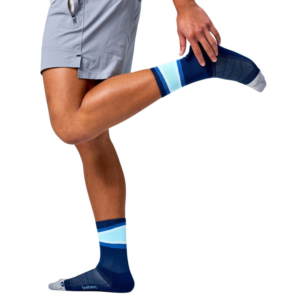 Feetures Elite Light Cushion Mini Crew Socks