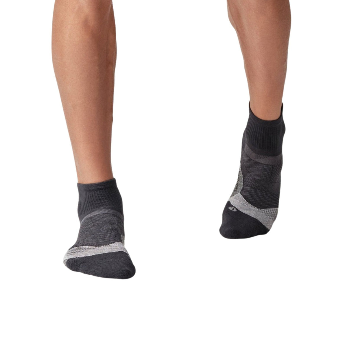 Feetures Elite Light Cushion Quarter Running Sock