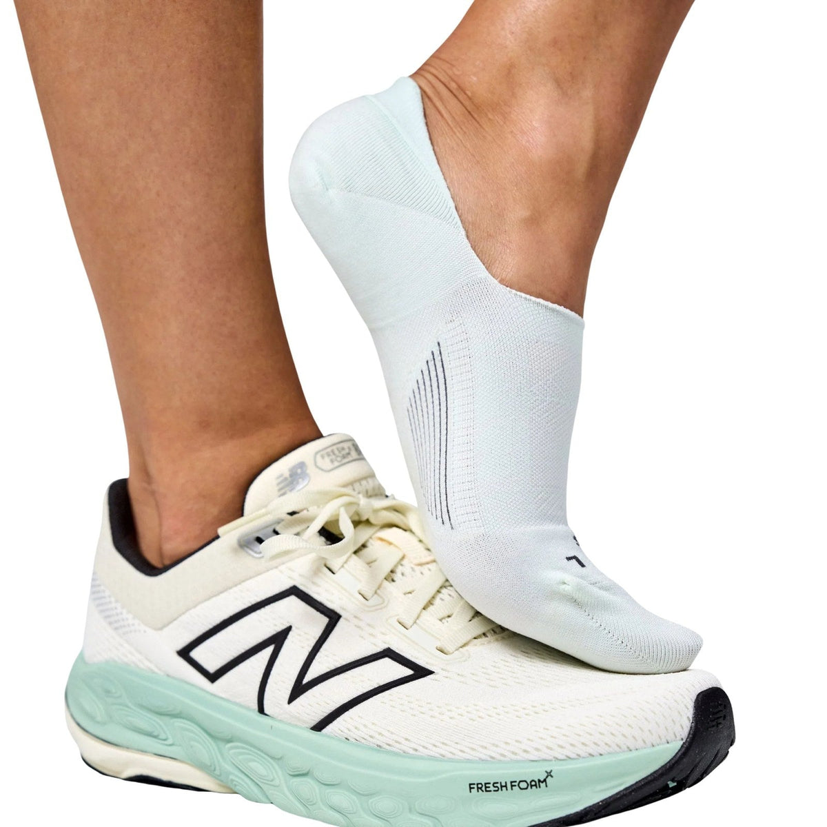 Feetures Elite Ultra Light Invisible Socks