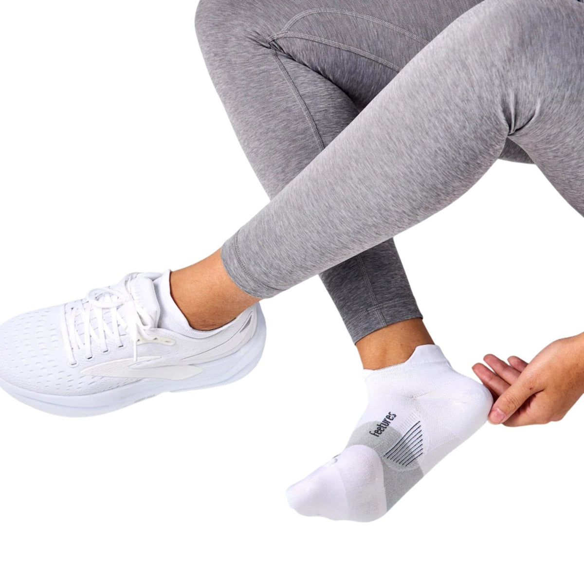 Feetures Elite Ultra Light No Show Tab Running Socks