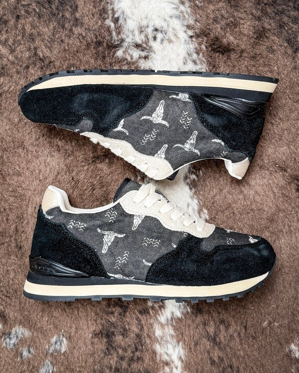 Giddyup Longhorn Tennis Shoes in Black by Roper