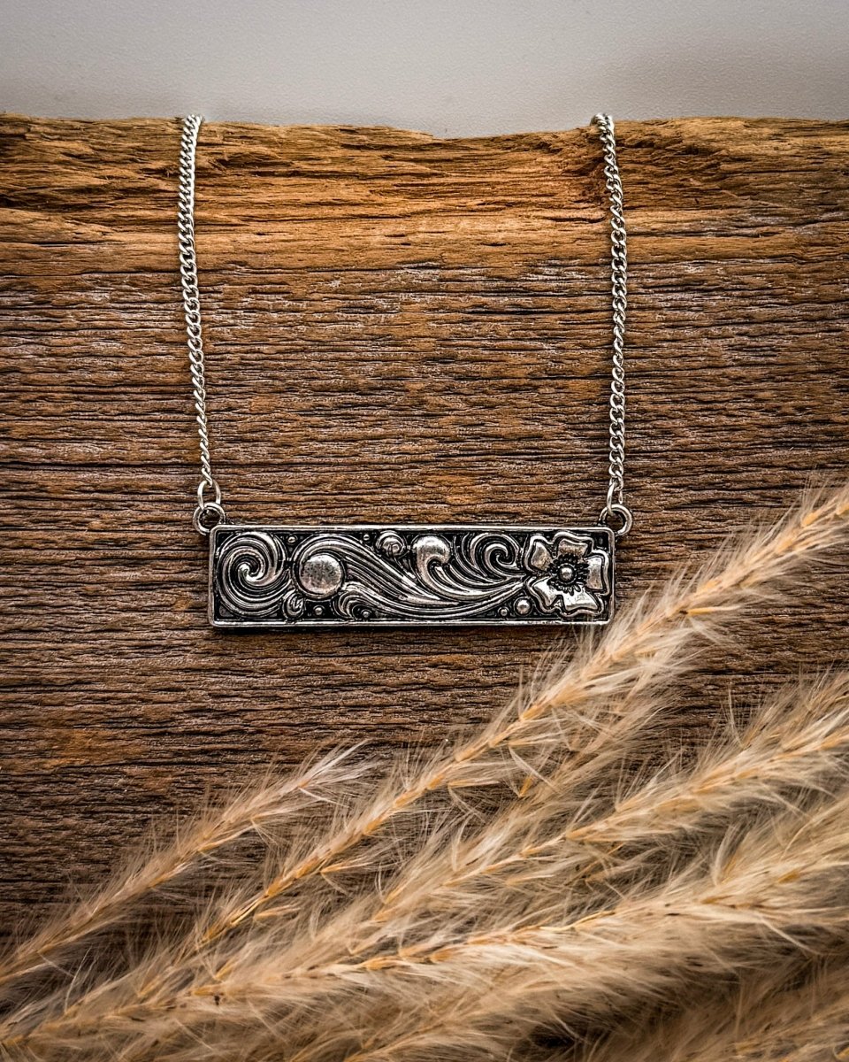 Heritage Scroll Bar Fashion Necklace