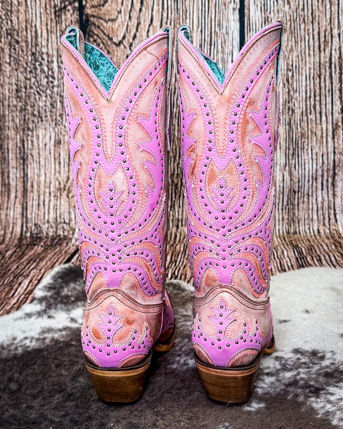 Hotwired Honey Snip Toe Boots in Tan and Pink by Corral