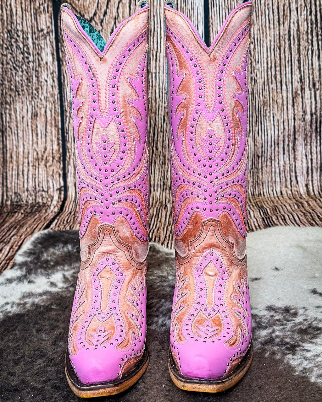 Hotwired Honey Snip Toe Boots in Tan and Pink by Corral