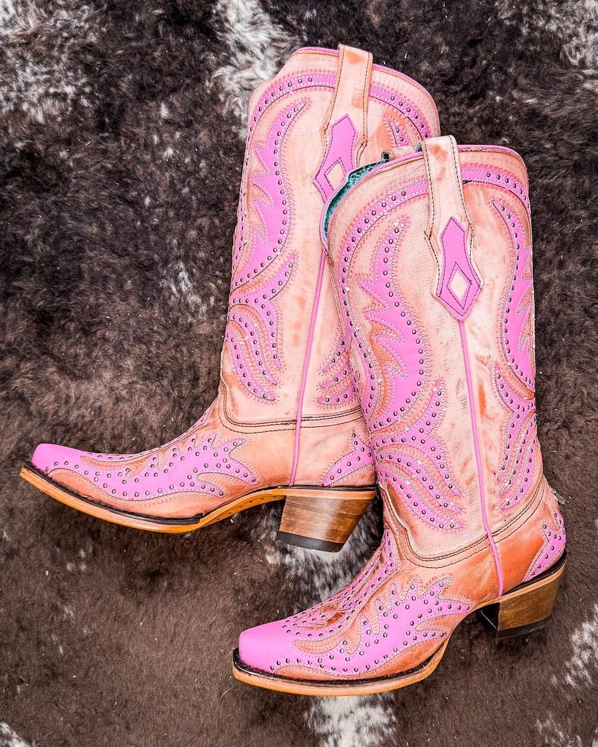 Hotwired Honey Snip Toe Boots in Tan and Pink by Corral