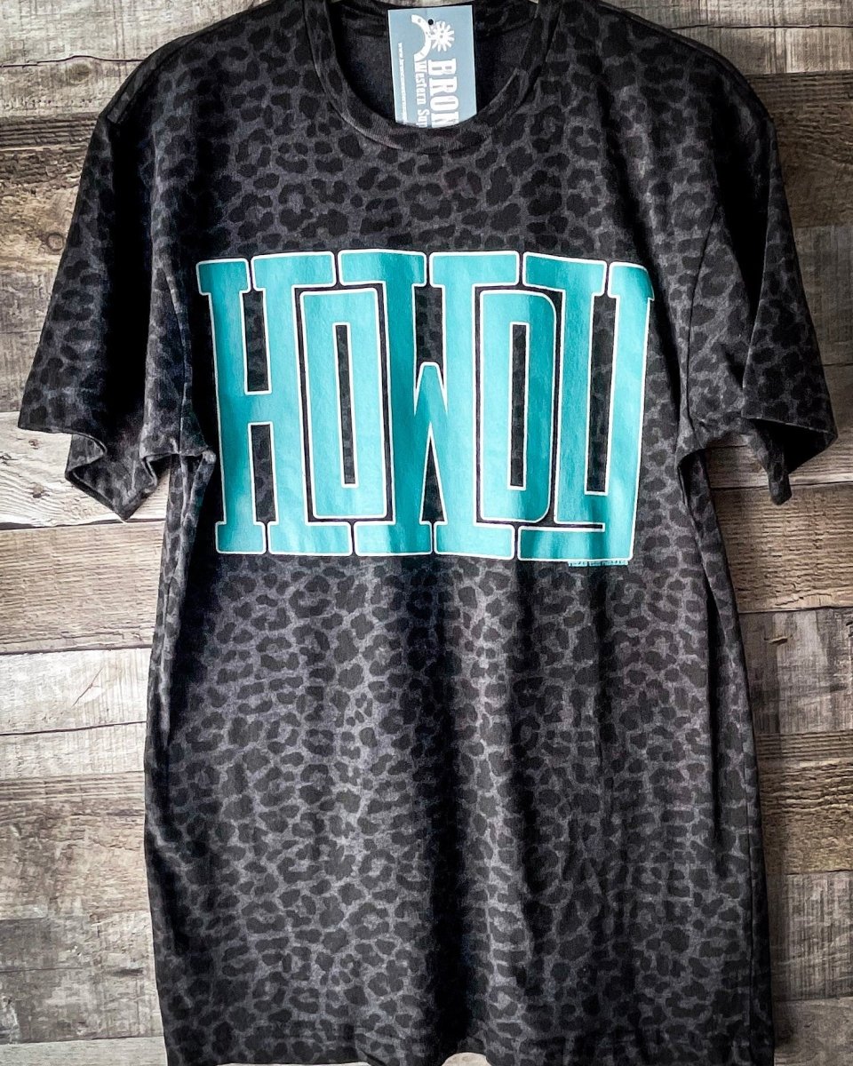 Howdy Block Graphic Tee in Black Leopard