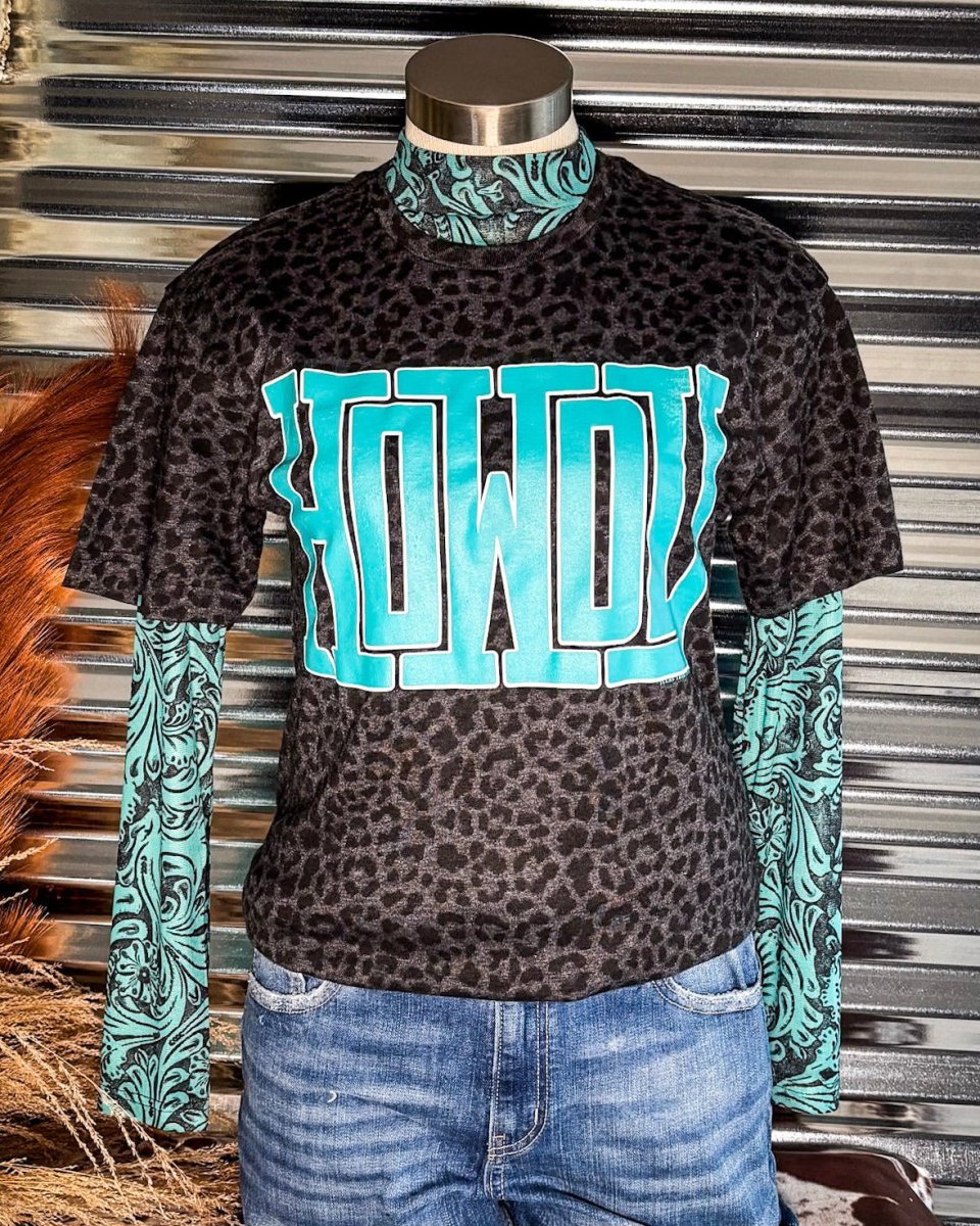 Howdy Block Graphic Tee in Black Leopard