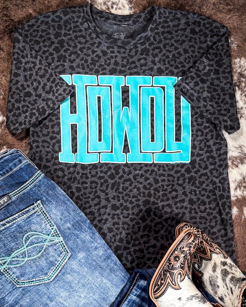 Howdy Block Graphic Tee in Black Leopard