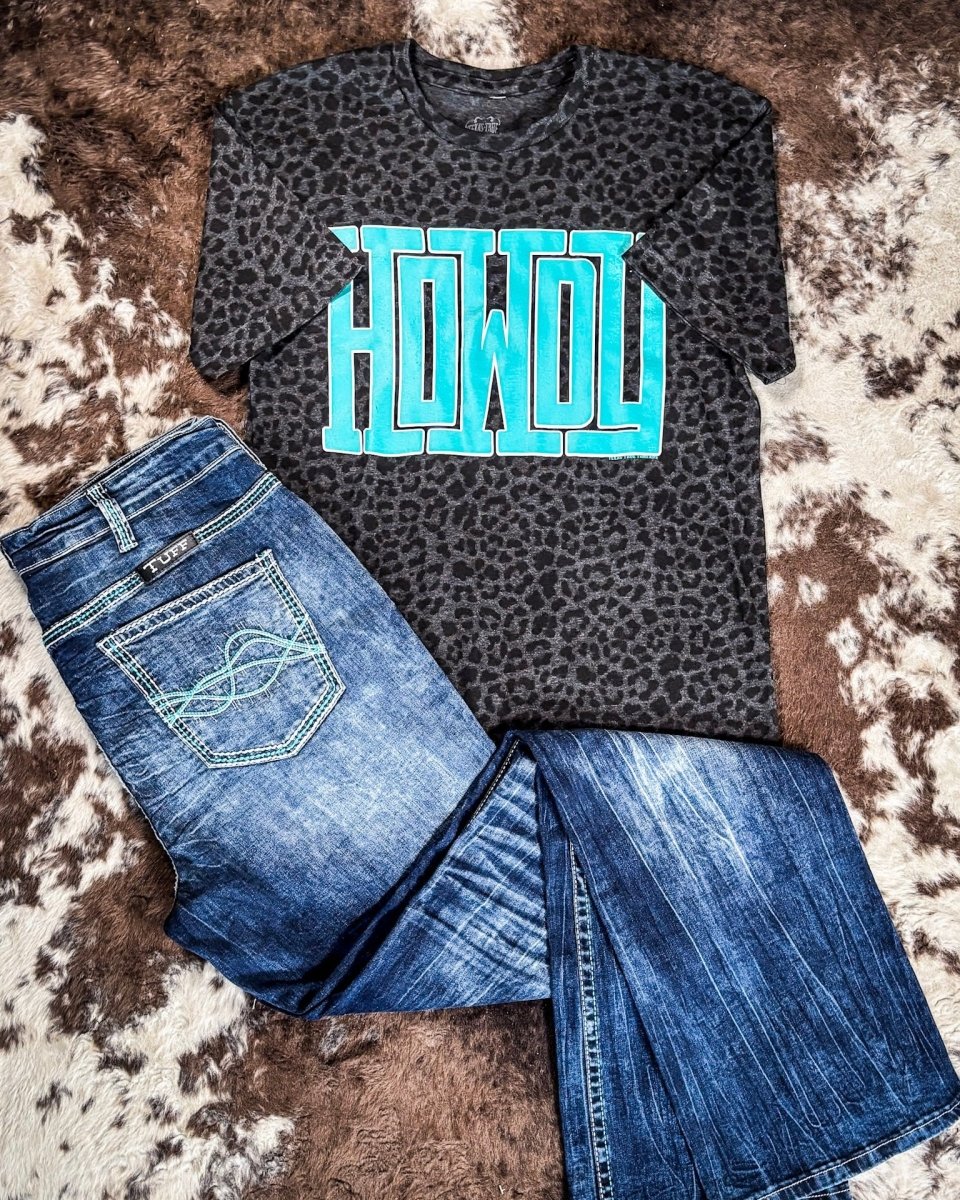 Howdy Block Graphic Tee in Black Leopard
