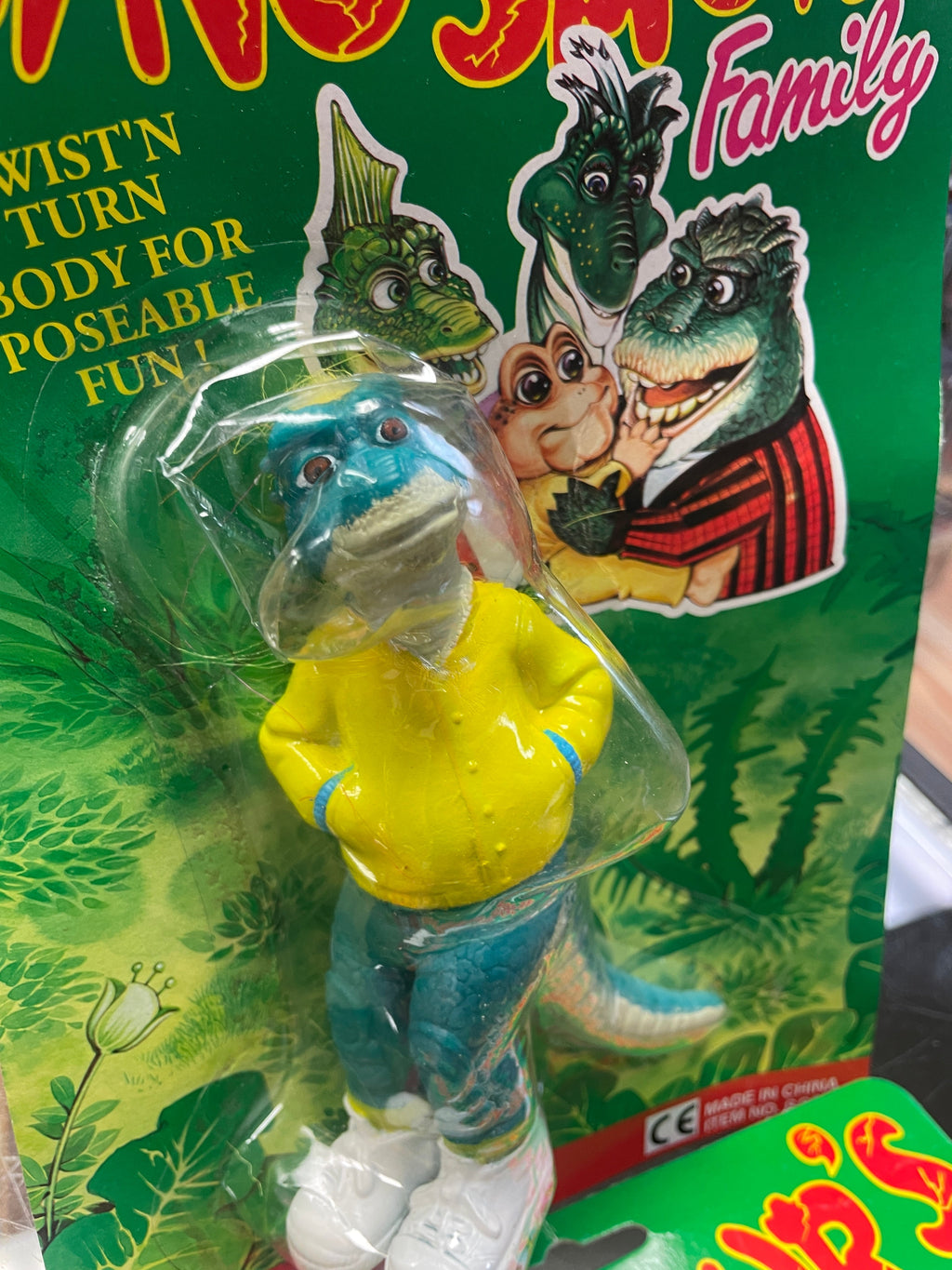 Vintage KO Dinosaur Family Set of 4 ( Baby Robbie Earl Fran Sinclair Disney)