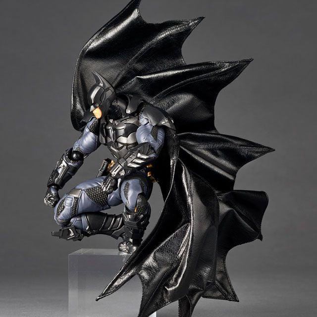 REVOLTECH AMAZING YAMAGUCHI BATMAN ARKHAM KNIGHT **Broken Arms**  FINAL SALE