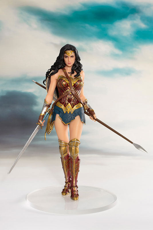 ARTFX Plus Justice League - Wonder Woman