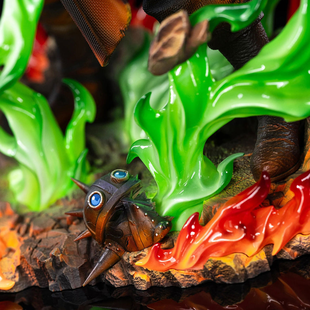 One Piece: Roronoa Zoro (Premium Version) Legendary Straw Hat Crew Series