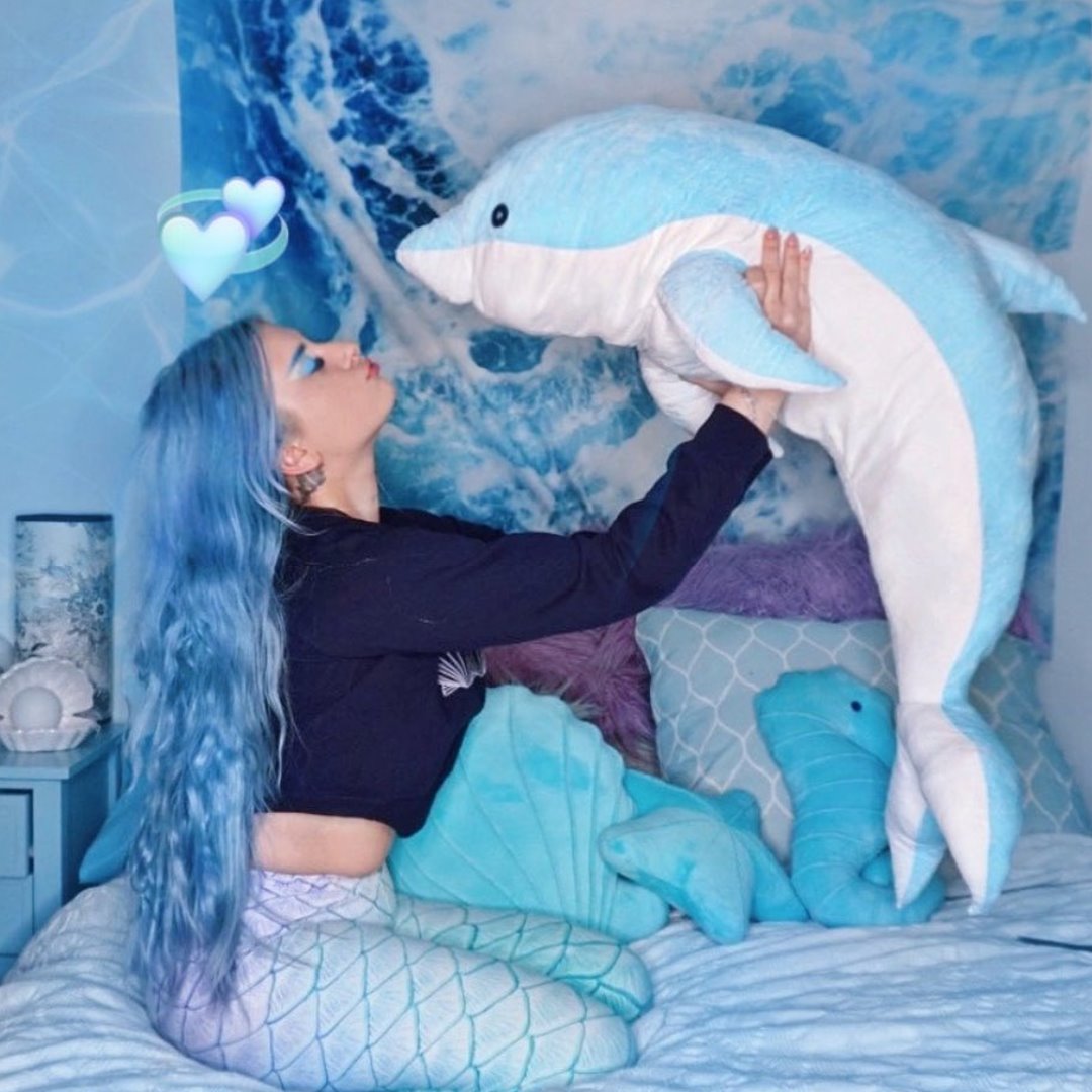 Aqua & Pink The Dolphins