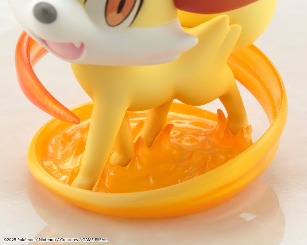 Pokémon: Serena with Fennekin