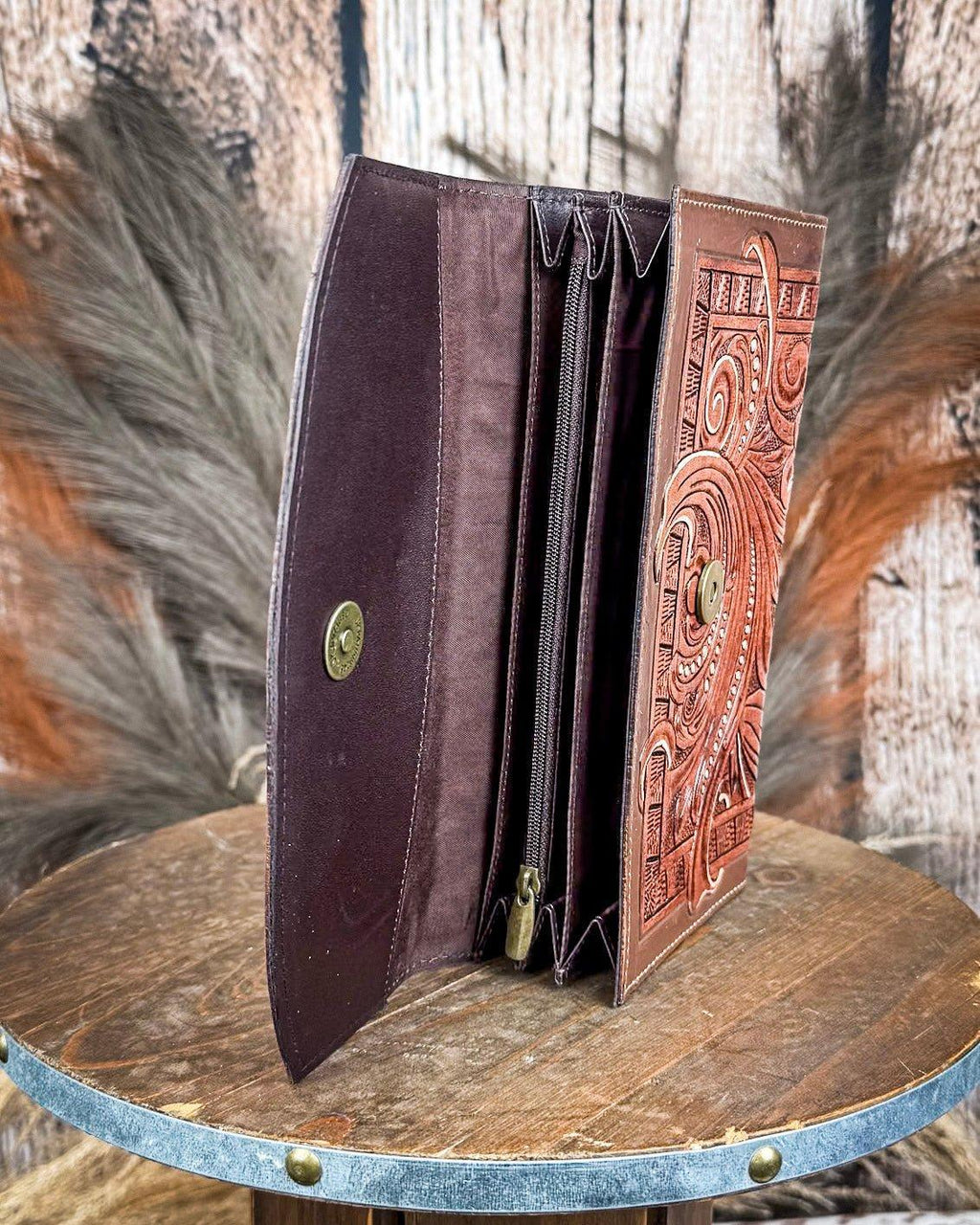 Artrospect Wallet by Myra Bag