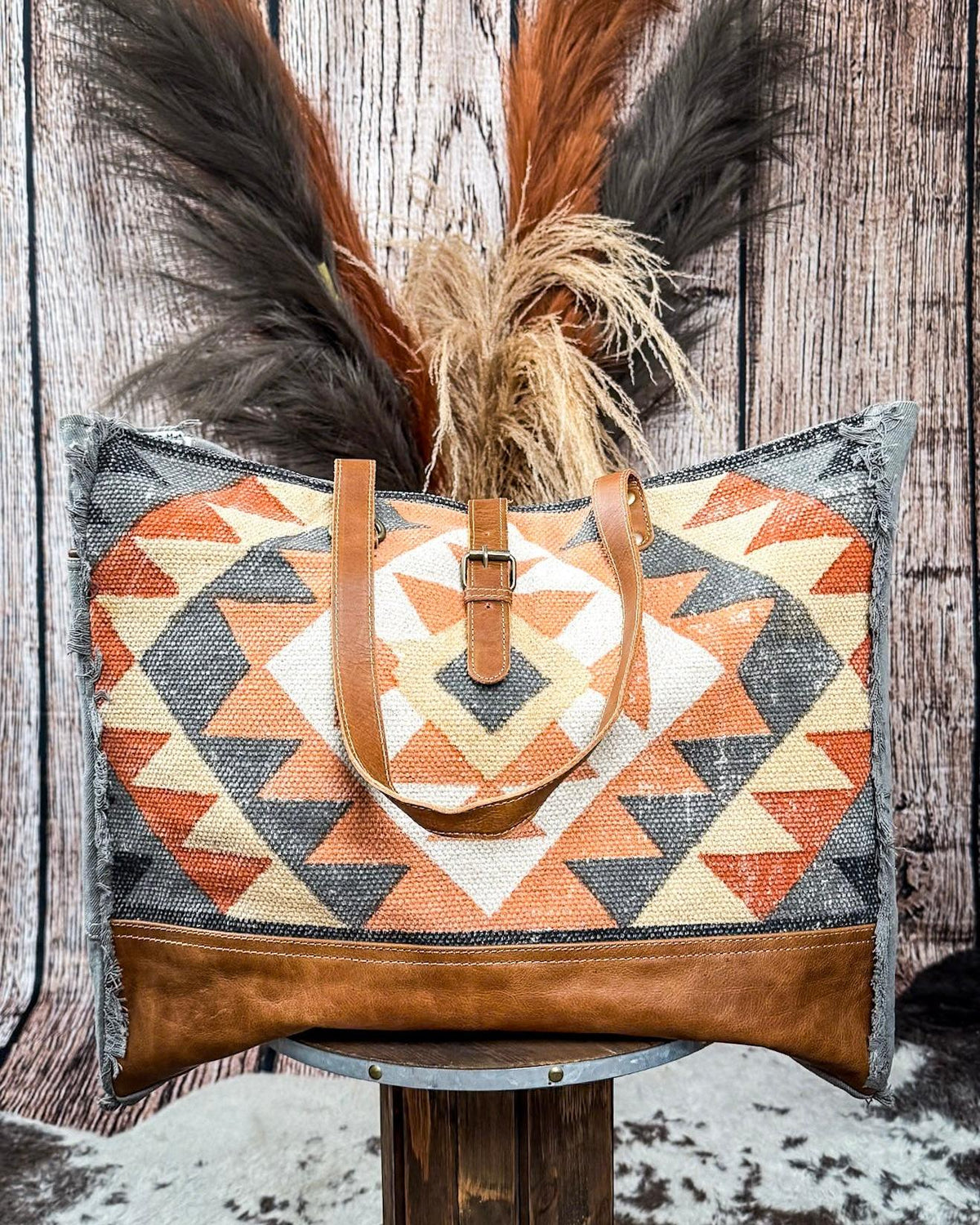 Cosmopolitan Weekender Bag by Myra Bag