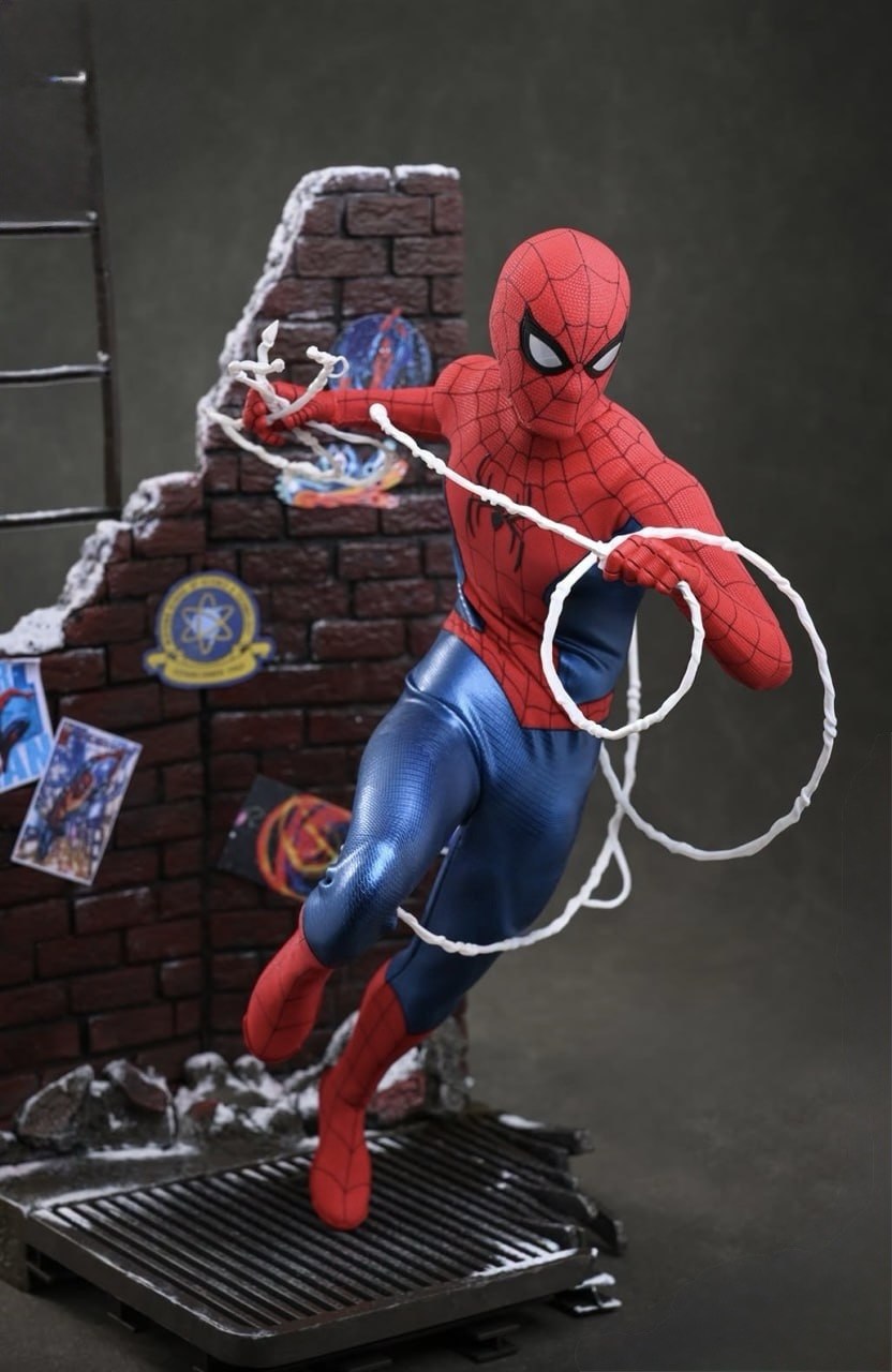 Preorder🔥Hot Toys MMS922 Spider-Man: No Way Home - Spider-Man (Final Swing Suit) (Deluxe Version) [Hot Toys Exclusive]