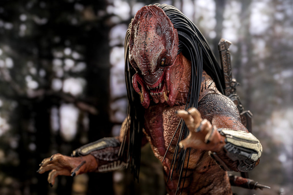 READY🔥Hot Toys TMS114 The Prey Feral Predator 1/6 Scale Collectible Figure