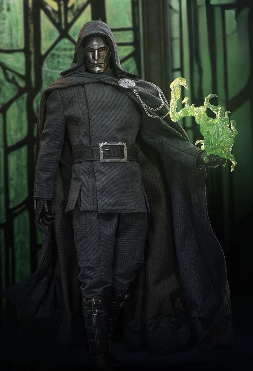 READY🔥Hot Toys MMS902 Avengers: Doomsday Victor Von Doom [Hot Toys Exclusive] 1/6th scale Collectible Figure