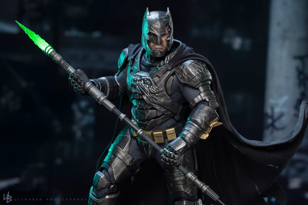 READY🔥Hot Toys MMS743D63 Batman V Superman Dawn Of Justice Armored Batman (2.0) 1/6th Scale Collectible Figure (Deluxe Version)