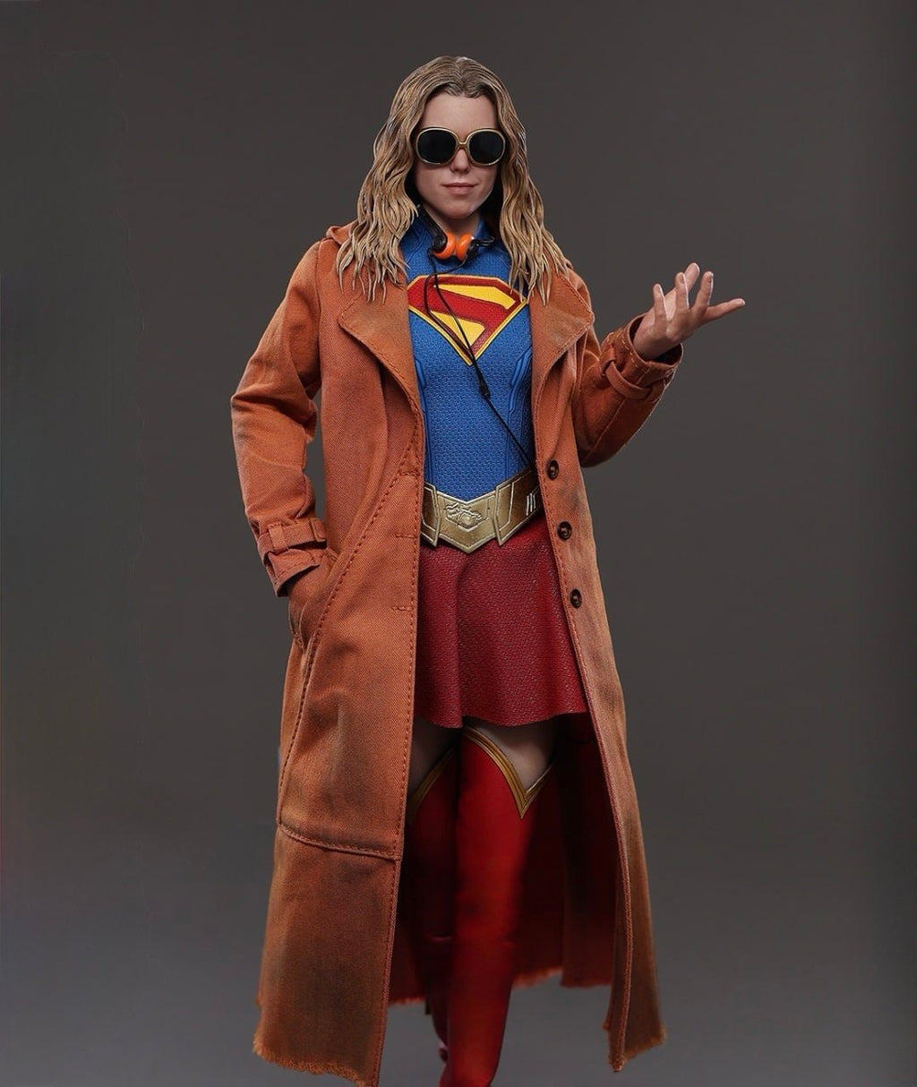 Preorder🔥Hot Toys MMS869 Supergirl - Supergirl & Krypto 1/6th scale Collectible Set