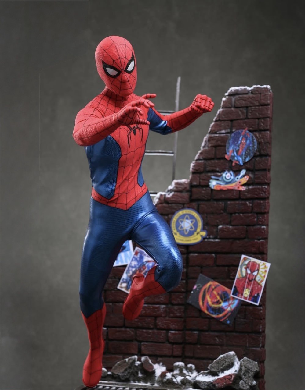 Preorder🔥Hot Toys MMS922 Spider-Man: No Way Home - Spider-Man (Final Swing Suit) (Deluxe Version) [Hot Toys Exclusive]