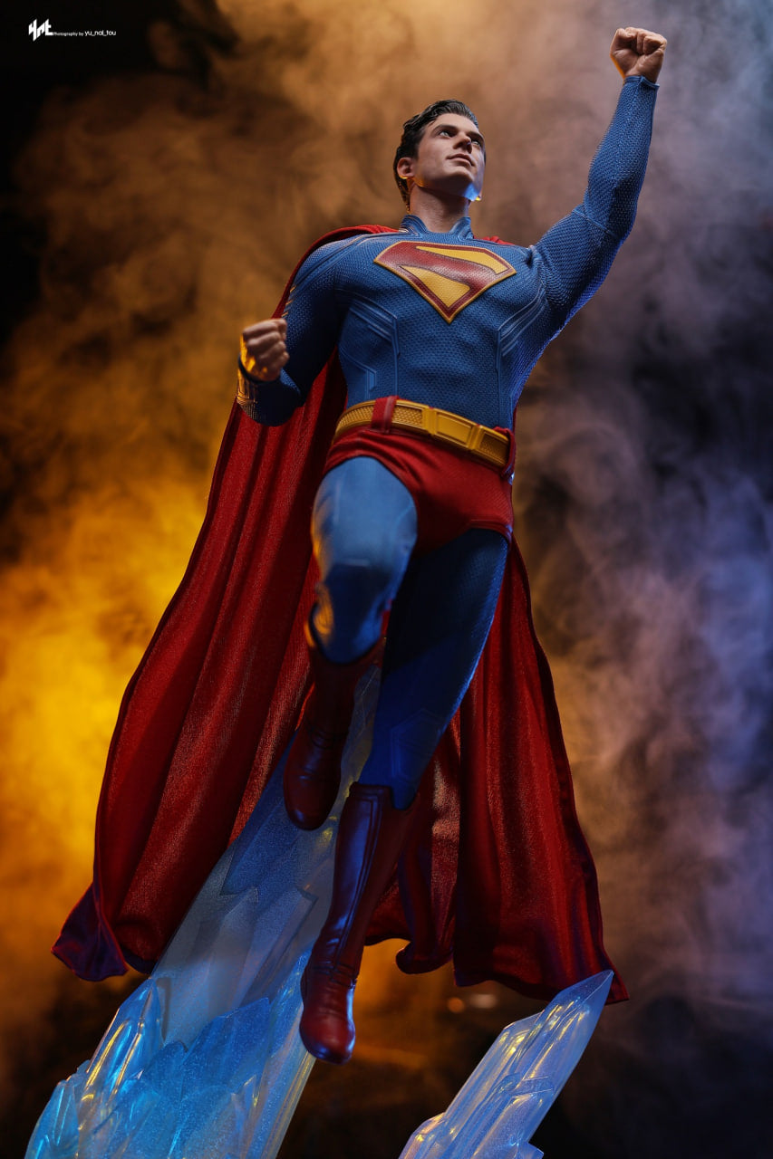 READY🔥Hot Toys MMS812 Superman 1/6th Scale Superman & Krypto Collectible Set