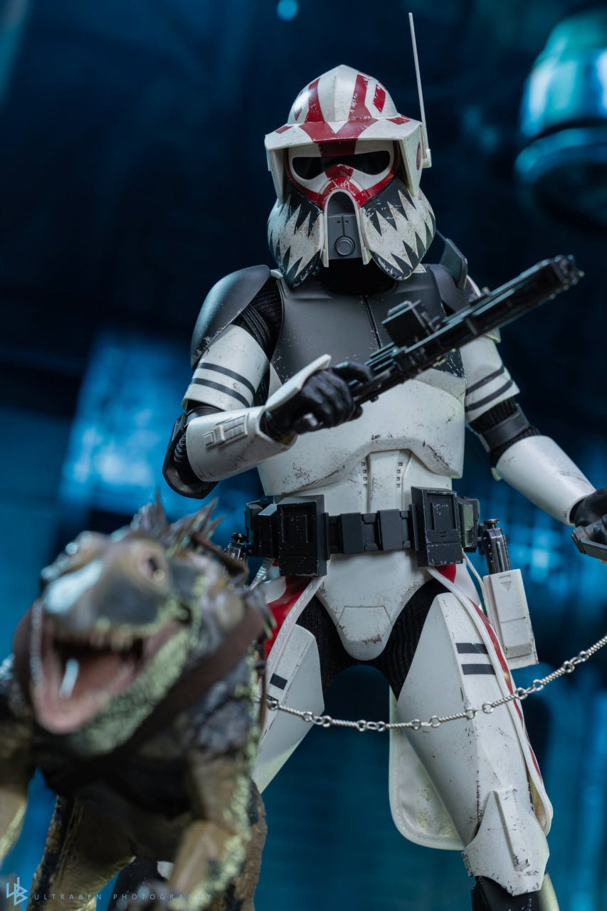 READY🔥Hot Toys TMS167 Star Wars: The Clone Wars - Sergeant Hound 1/6th Scale Collectible Figure