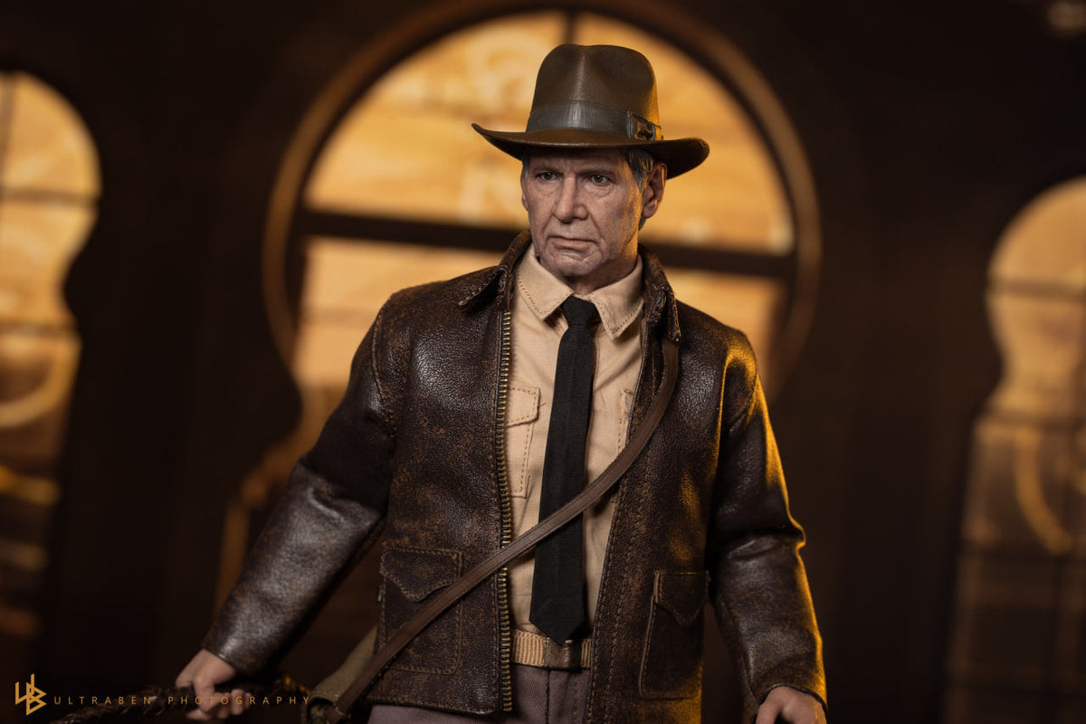 READY🔥Hot Toys MMS716 Indiana Jones and the Dial of Destiny – Indiana Jones 1/6 Scale Collectible Figure