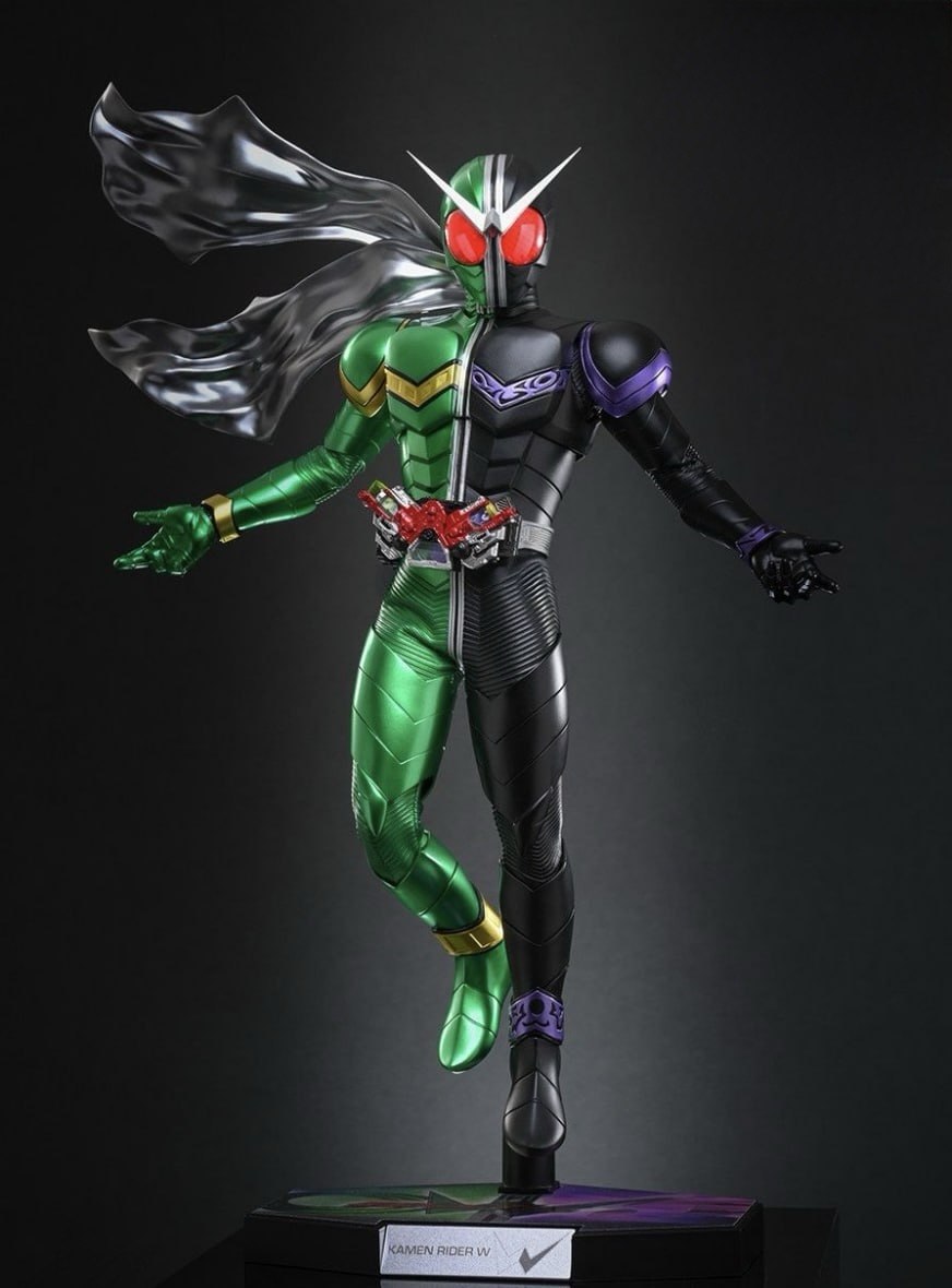 Preorder🔥Hot Toys TMS195B Kamen Rider W Kamen Rider W 1/6th scale Special Edition