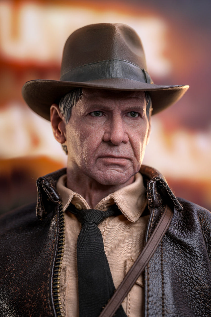 READY🔥Hot Toys MMS716 Indiana Jones and the Dial of Destiny – Indiana Jones 1/6 Scale Collectible Figure