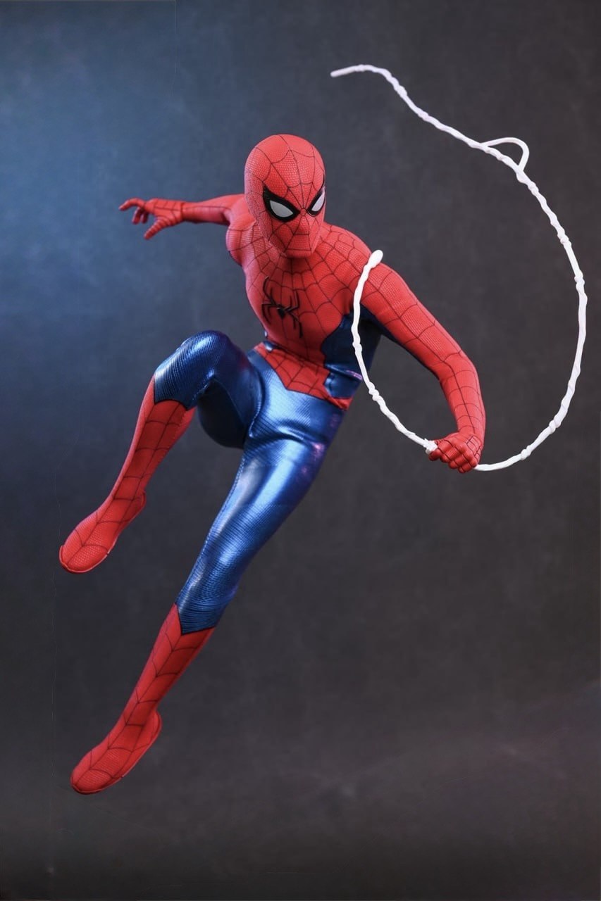 Preorder🔥Hot Toys MMS922 Spider-Man: No Way Home - Spider-Man (Final Swing Suit) (Deluxe Version) [Hot Toys Exclusive]