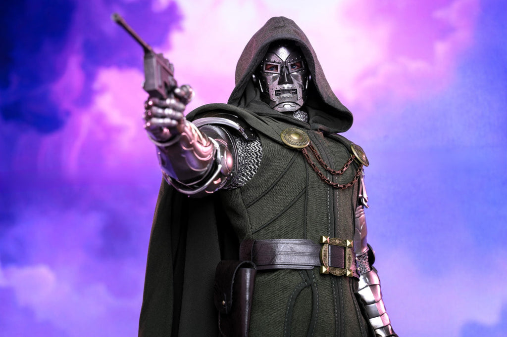 READY🔥Hot Toys CMS022B CMS022 Marvel Comics 1/6th Scale Doctor Doom Collectible Figure Special Edition