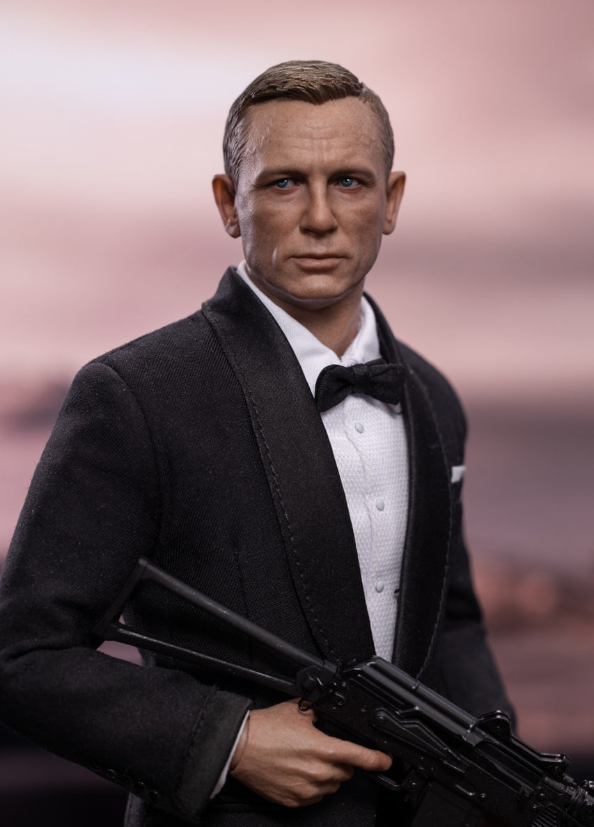 READY🔥Hot Toys MMS803 No Time To Die 1/6th Scale James Bond Collectible Figure