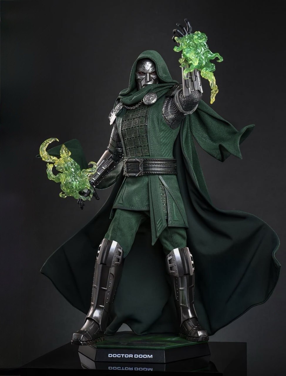 Preorder🔥Hot Toys MMS907 Avengers: Doomsday - 1/6th scale Doctor Doom (Deluxe Version) (Ultimate Version)