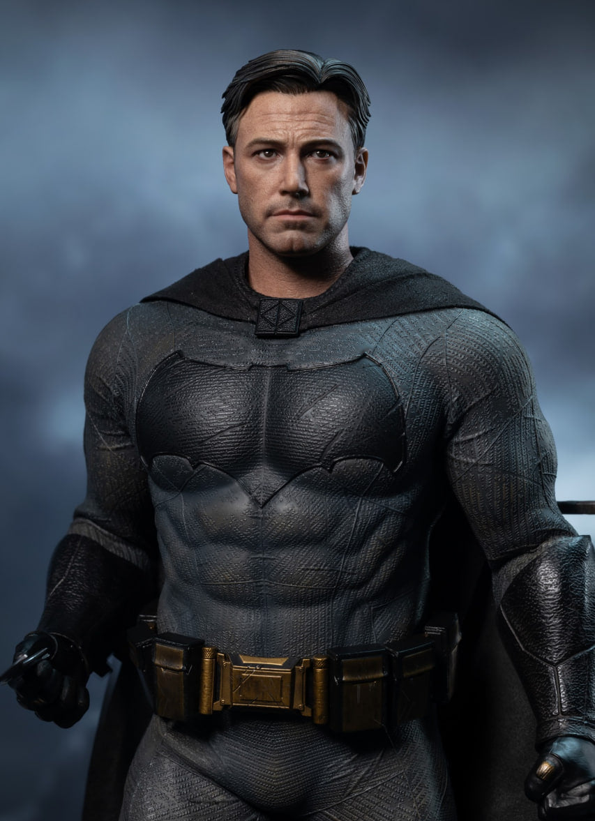 READY🔥Hot Toys MMS731 Batman v Superman: Dawn of Justice - 1/6th scale Batman (2.0) Collectible Figure (Regular Version)