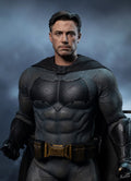 READY🔥Hot Toys MMS731 Batman v Superman: Dawn of Justice - 1/6th scale Batman (2.0) Collectible Figure (Regular Version)