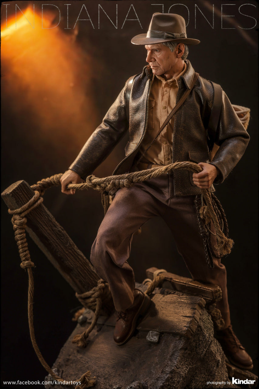 READY🔥Hot Toys MMS717 Indiana Jones and the Dial of Destiny – Indiana Jones (Deluxe Version)