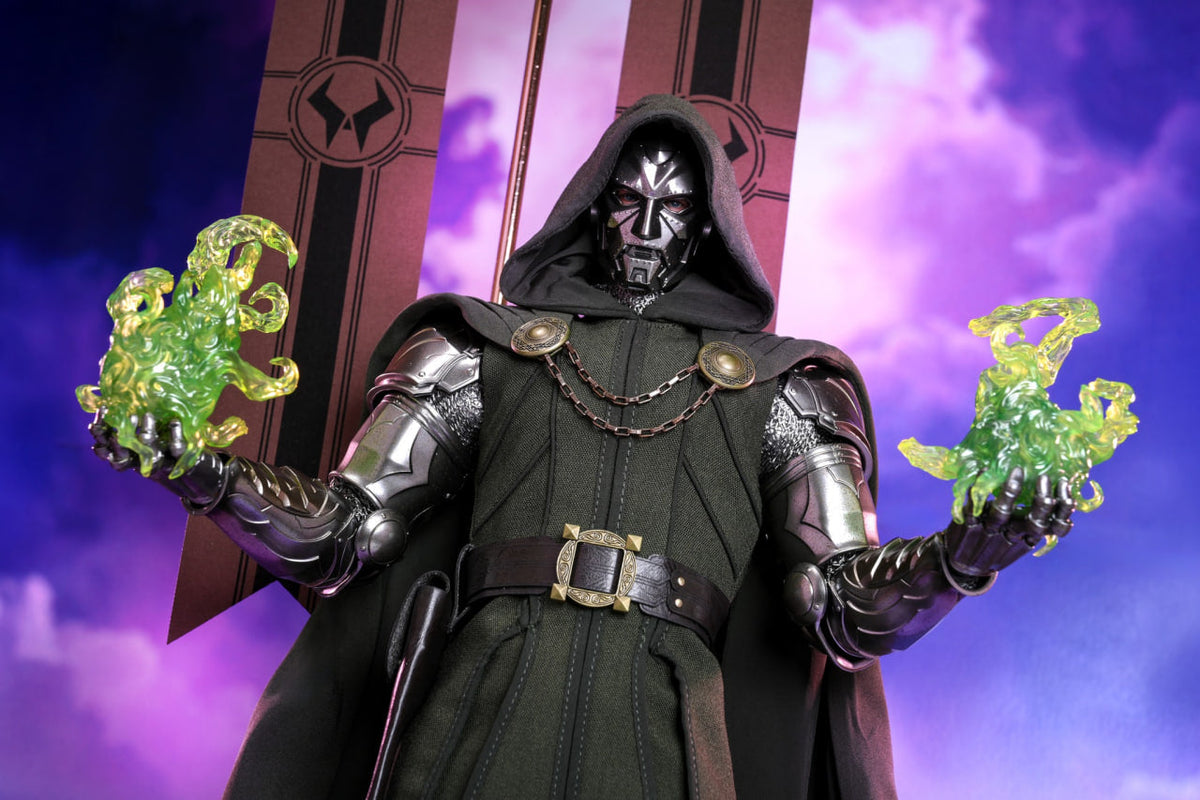 READY🔥Hot Toys CMS022B CMS022 Marvel Comics 1/6th Scale Doctor Doom Collectible Figure Special Edition