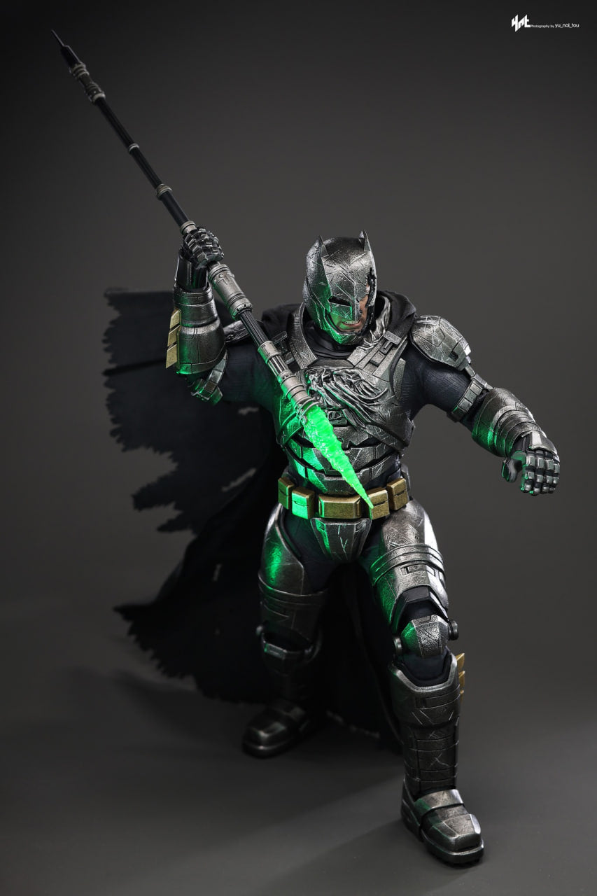 READY🔥Hot Toys MMS743D63 Batman V Superman Dawn Of Justice Armored Batman (2.0) 1/6th Scale Collectible Figure (Deluxe Version)