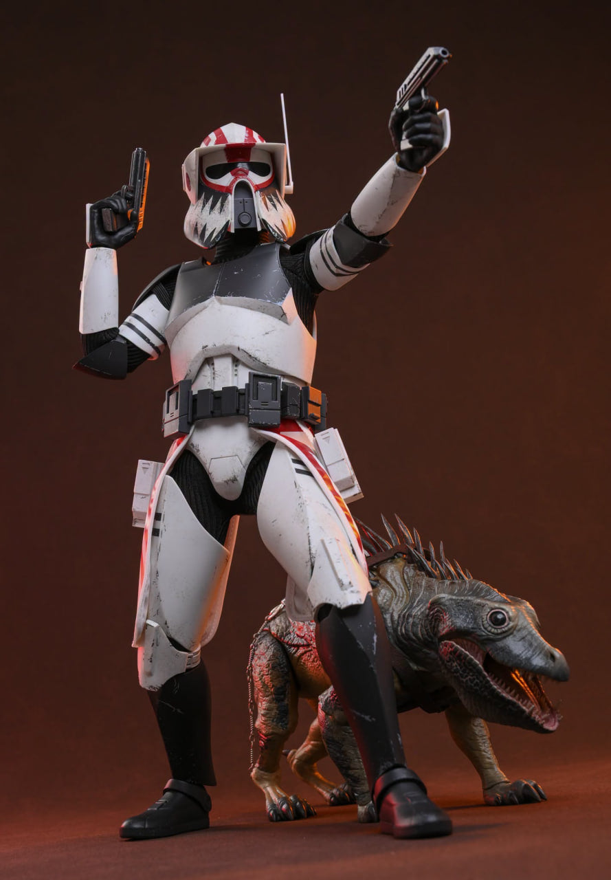 READY🔥Hot Toys TMS167 Star Wars: The Clone Wars - Sergeant Hound 1/6th Scale Collectible Figure