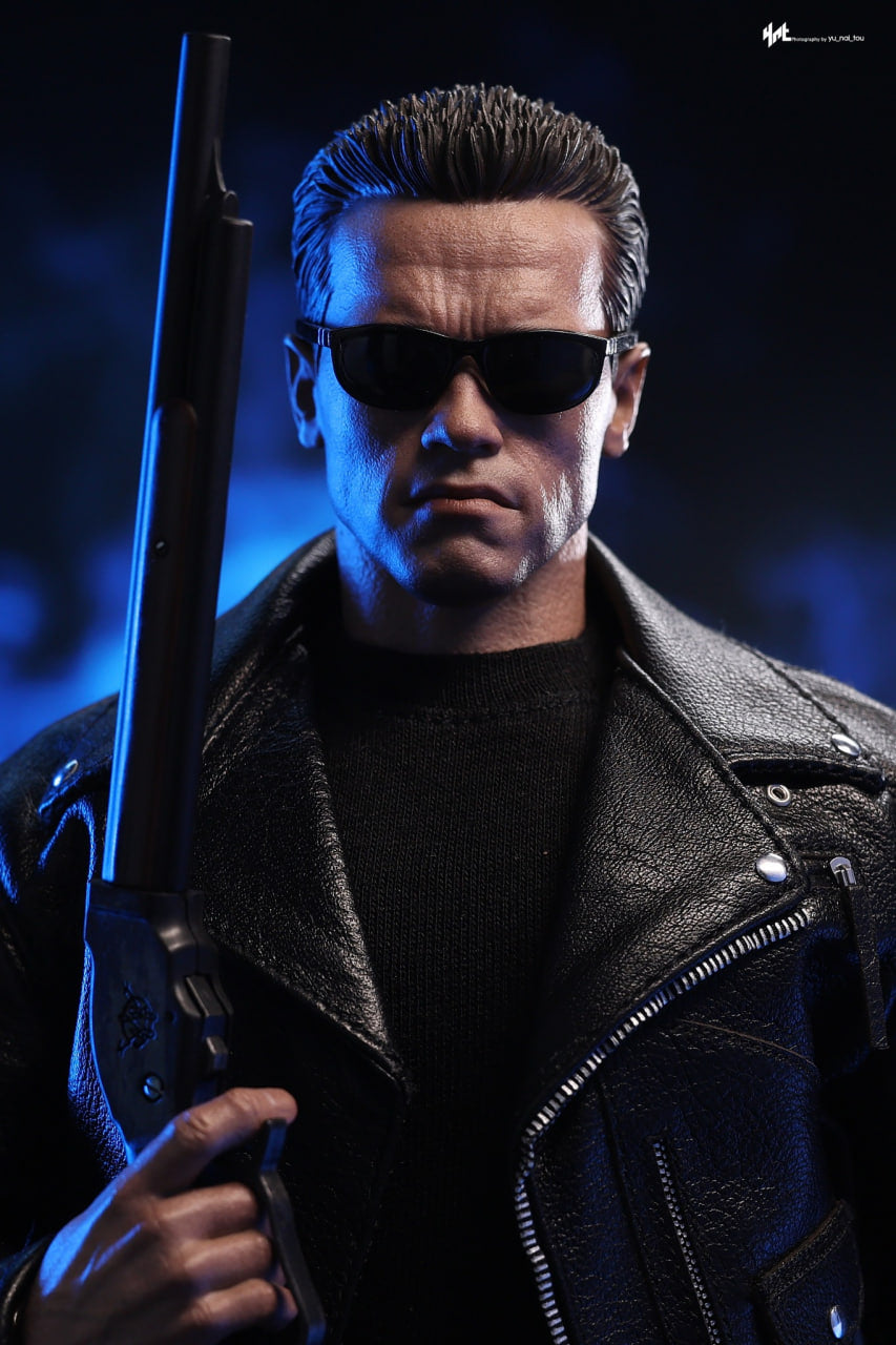 READY🔥Hot Toys MMS795 Terminator 2: Judgment Day 1/6th Scale T-800 (2.0) Collectible Figure