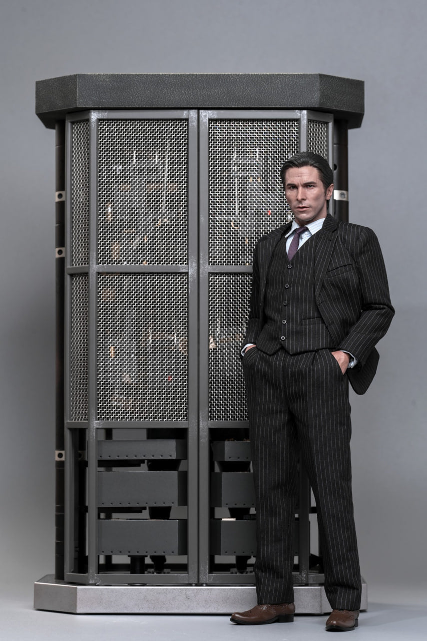 READY🔥Hot Toys MMS750 Batman The Dark Knight - 1/6th scale Batman Armory with Bruce Wayne (2.0) Collectible Set