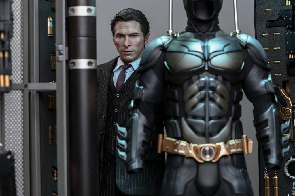 READY🔥Hot Toys MMS750 Batman The Dark Knight - 1/6th scale Batman Armory with Bruce Wayne (2.0) Collectible Set
