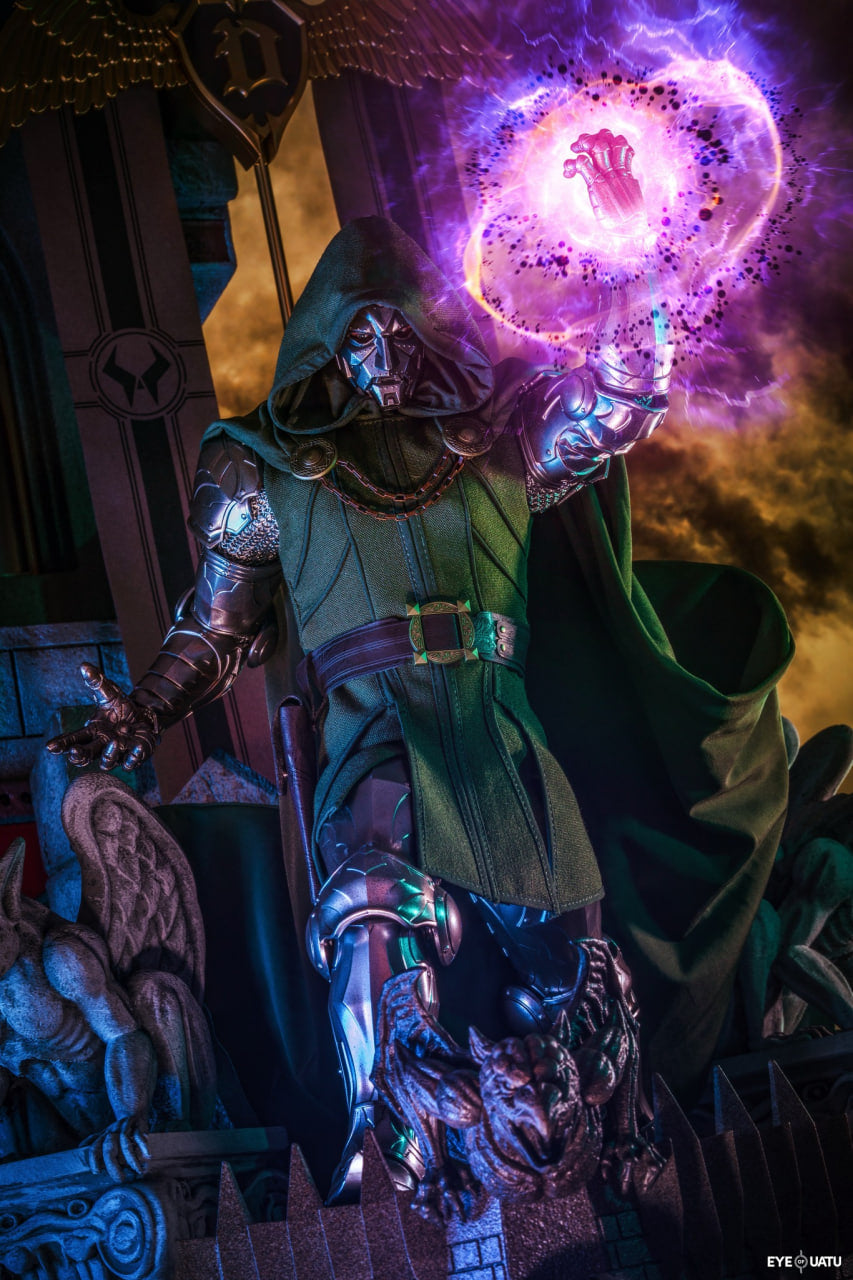 READY🔥Hot Toys CMS022B CMS022 Marvel Comics 1/6th Scale Doctor Doom Collectible Figure Special Edition