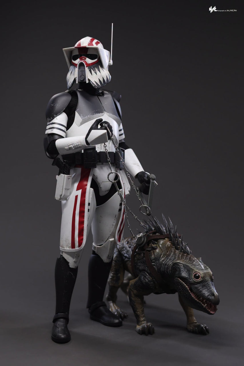READY🔥Hot Toys TMS167 Star Wars: The Clone Wars - Sergeant Hound 1/6th Scale Collectible Figure
