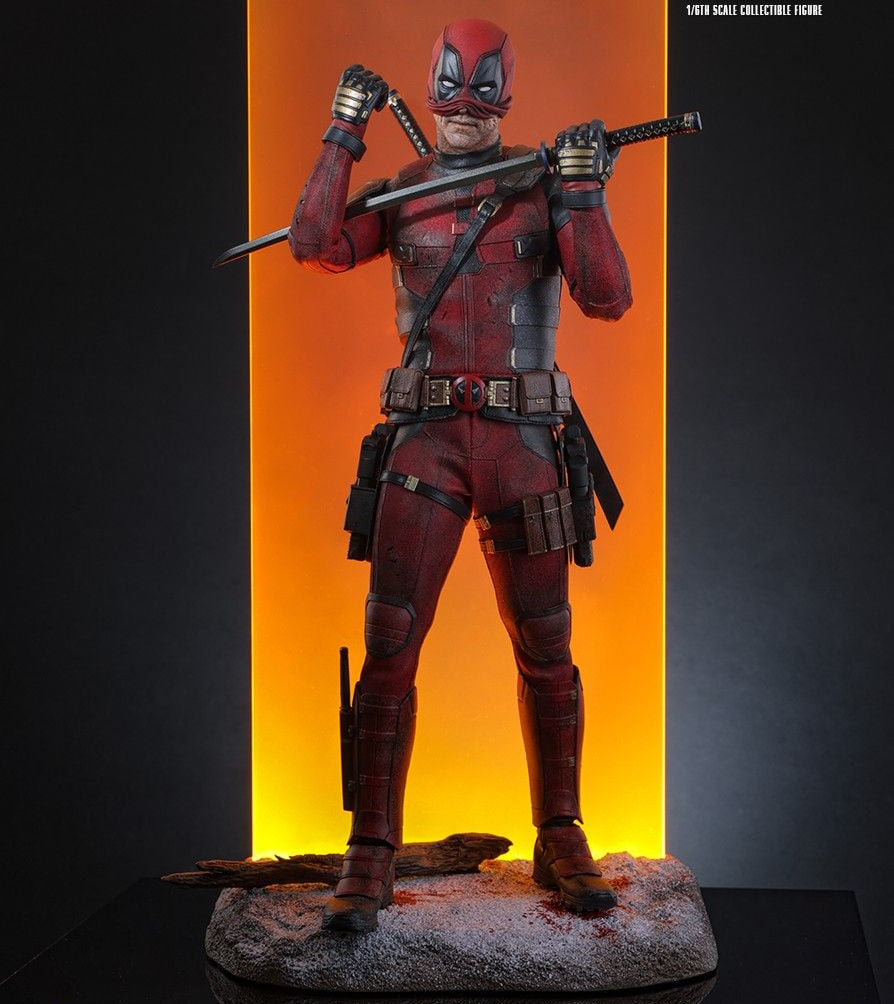 READY🔥Hot Toys MMS782 Deadpool & Wolverine 1/6th scale Deadpool (Battling Version) Collectible Figure