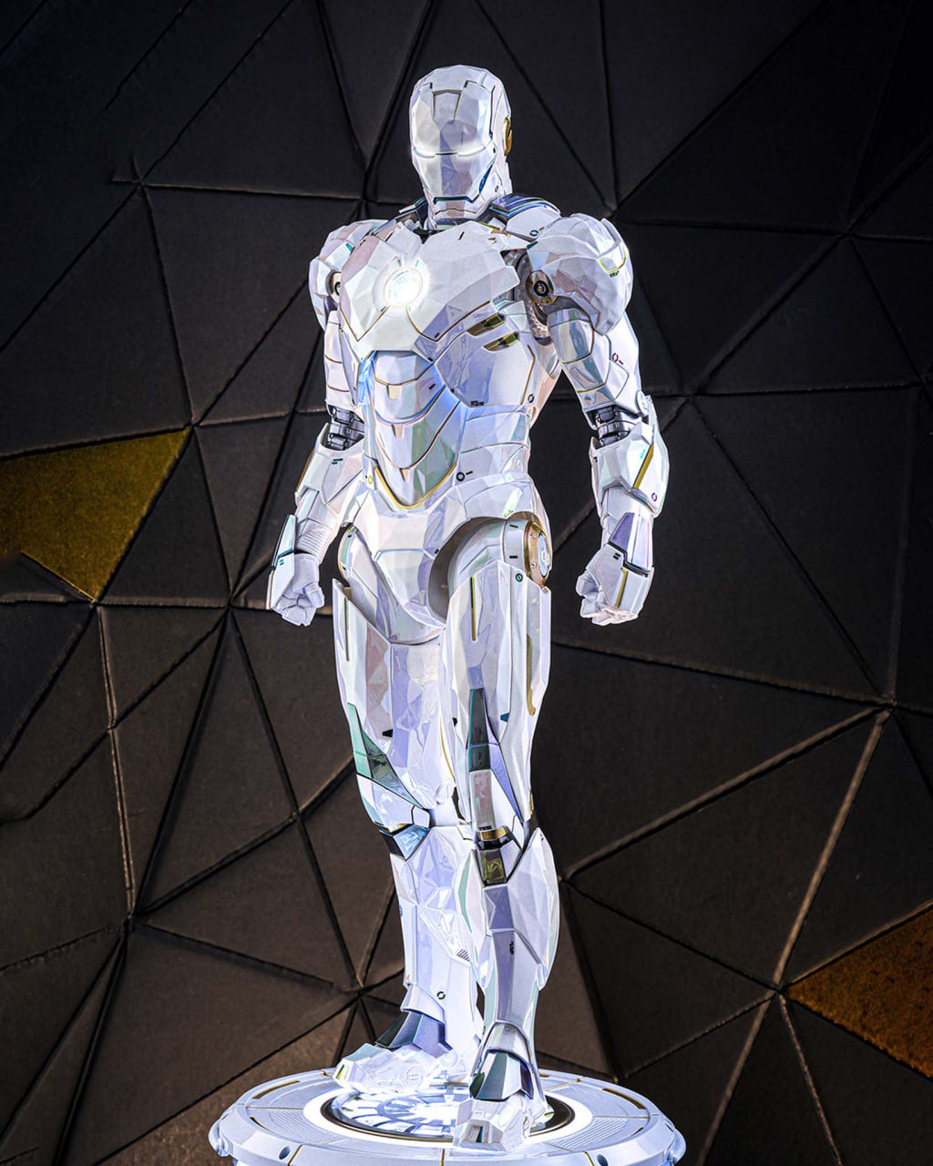 READY🔥Hot Toys MMS830D76 Iron Man 2 1/6th scale Iron Man Mark IV (Sub-Zero Fractal Armor) Collectible Figure [Hot Toys Exclusive]
