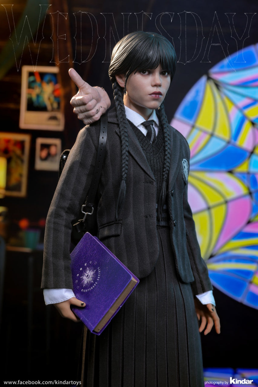 READY🔥Hot Toys TMS135 Wednesday - 1/6th scale Wednesday Collectible Figure